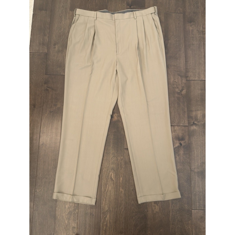 Haggar Men Classic Fit Pleated Beige Tan Dress Pants Size 44X34 Expandable Waist